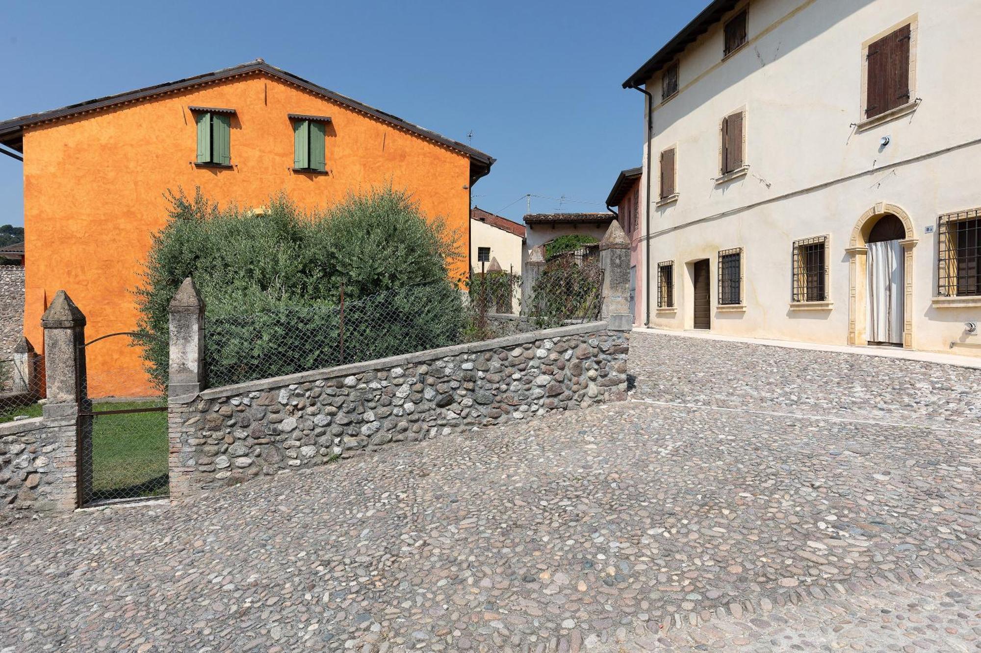 New Agriturismo Corte Olfino Monzambano Zewnętrze zdjęcie