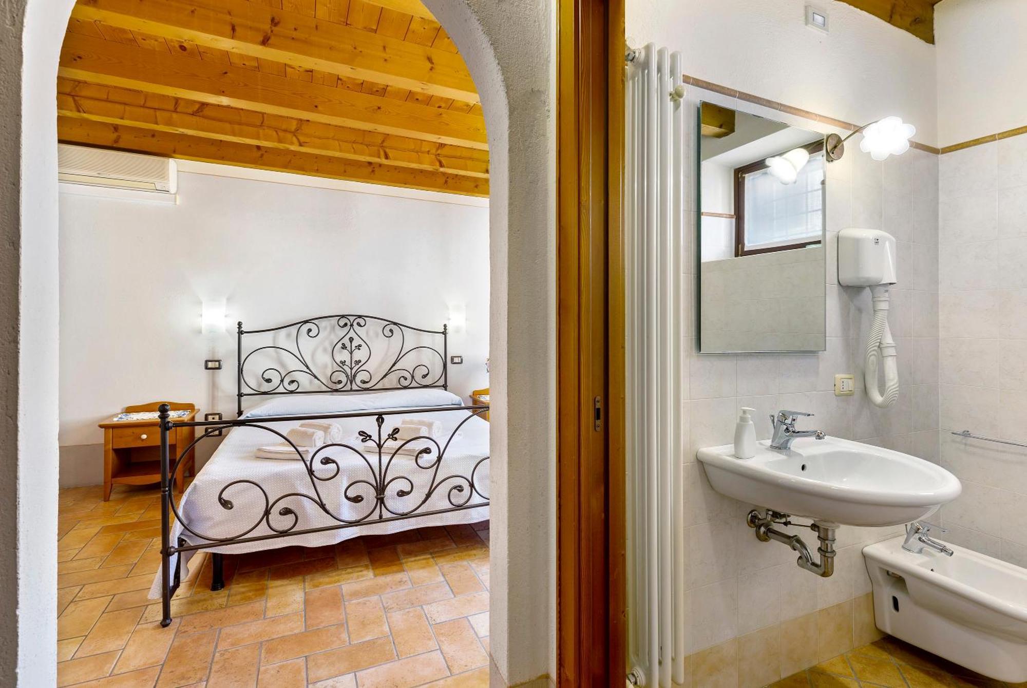 New Agriturismo Corte Olfino Monzambano Zewnętrze zdjęcie