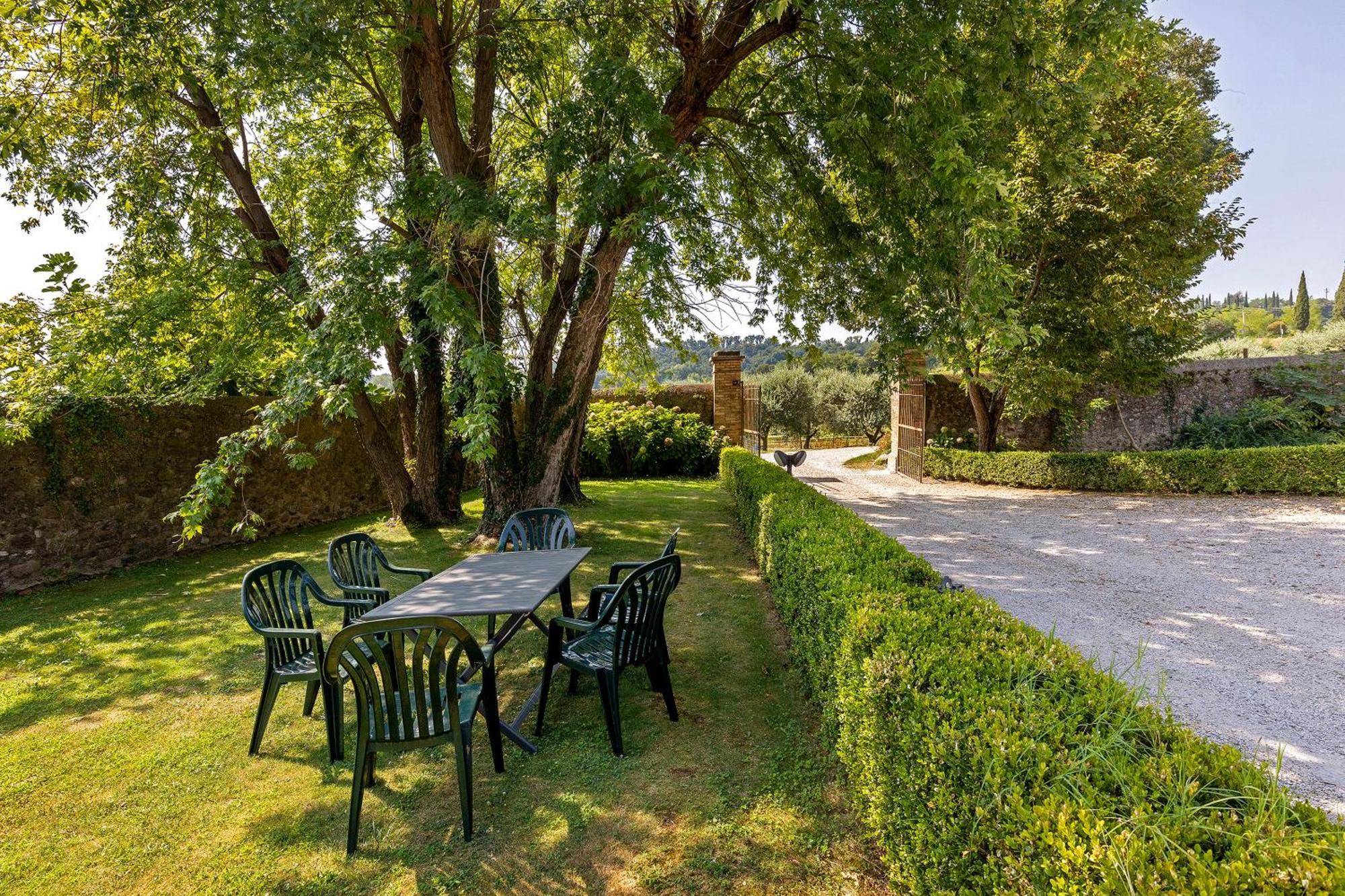 New Agriturismo Corte Olfino Monzambano Zewnętrze zdjęcie